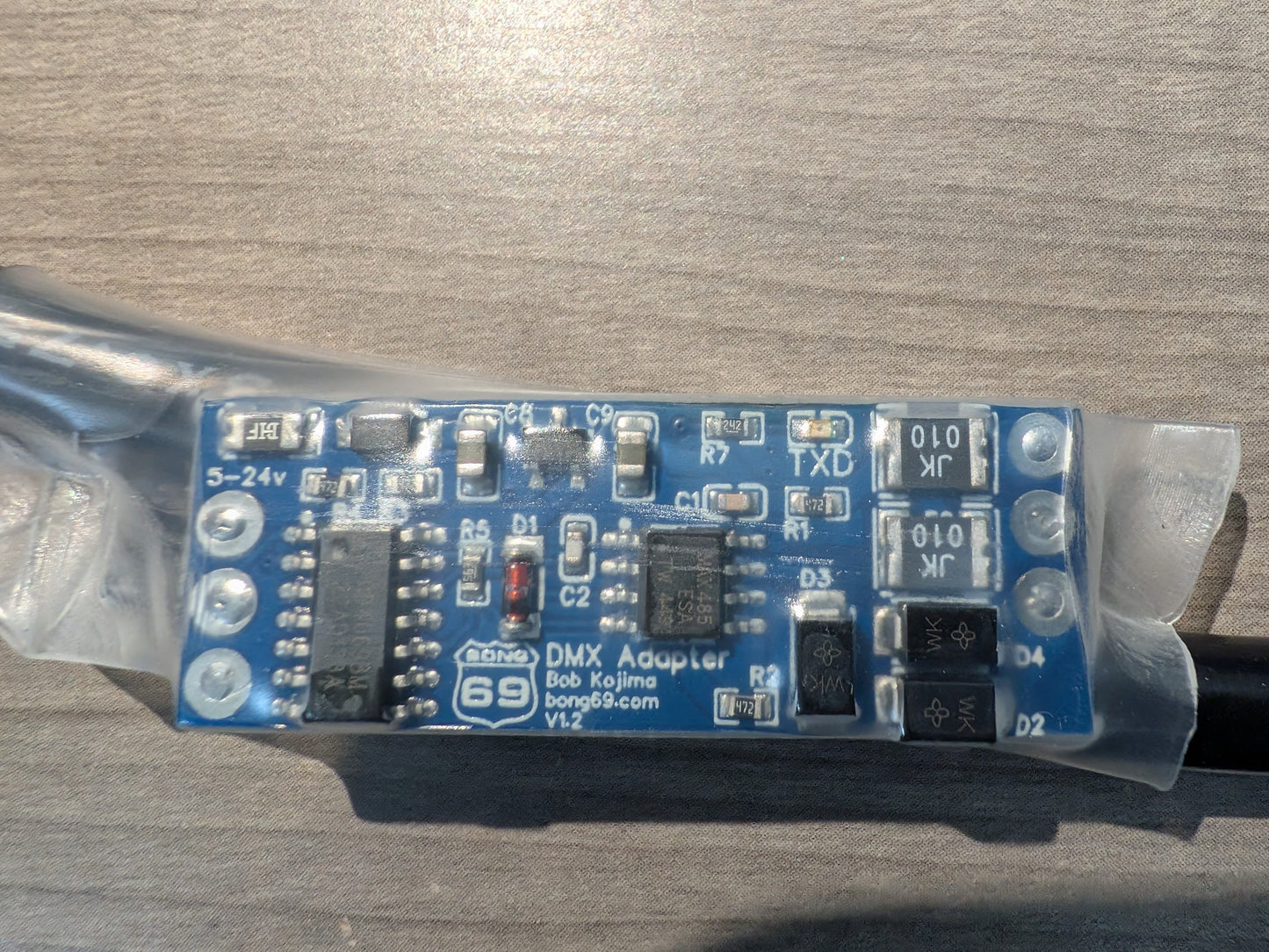 Bong 69 DMX adapter