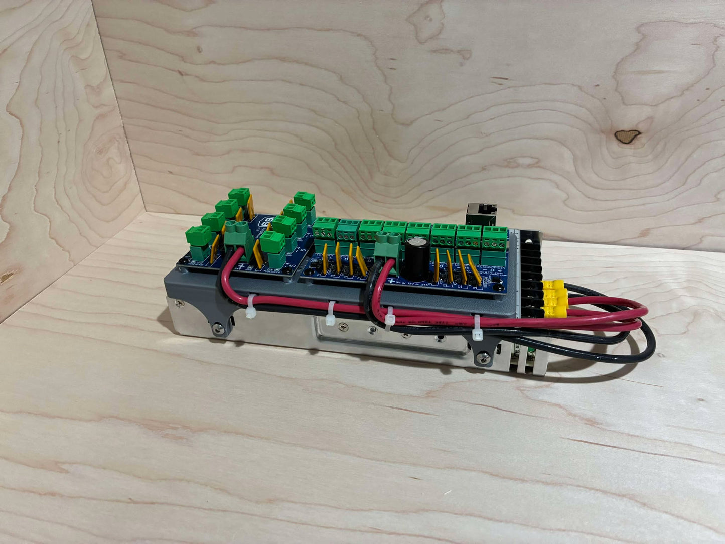 Bong 69 Controller and Power Distro Mount STL